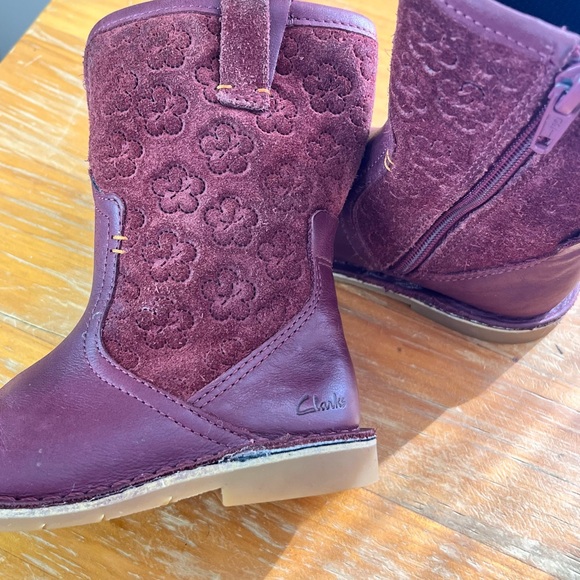 Clarks Comet Pop Leather Toddler Boots - Picture 8 of 12